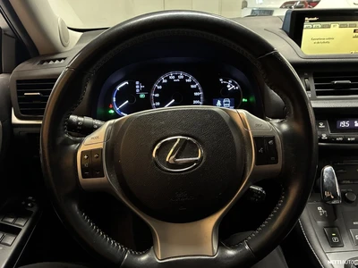 Lexus CT 2011, kuva 7/10