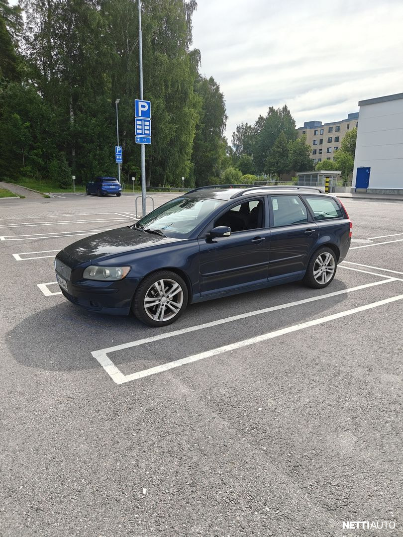 Volvo V50