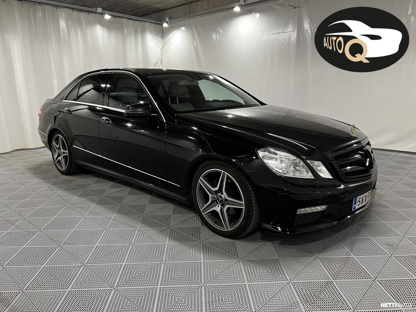 Mercedes-Benz E