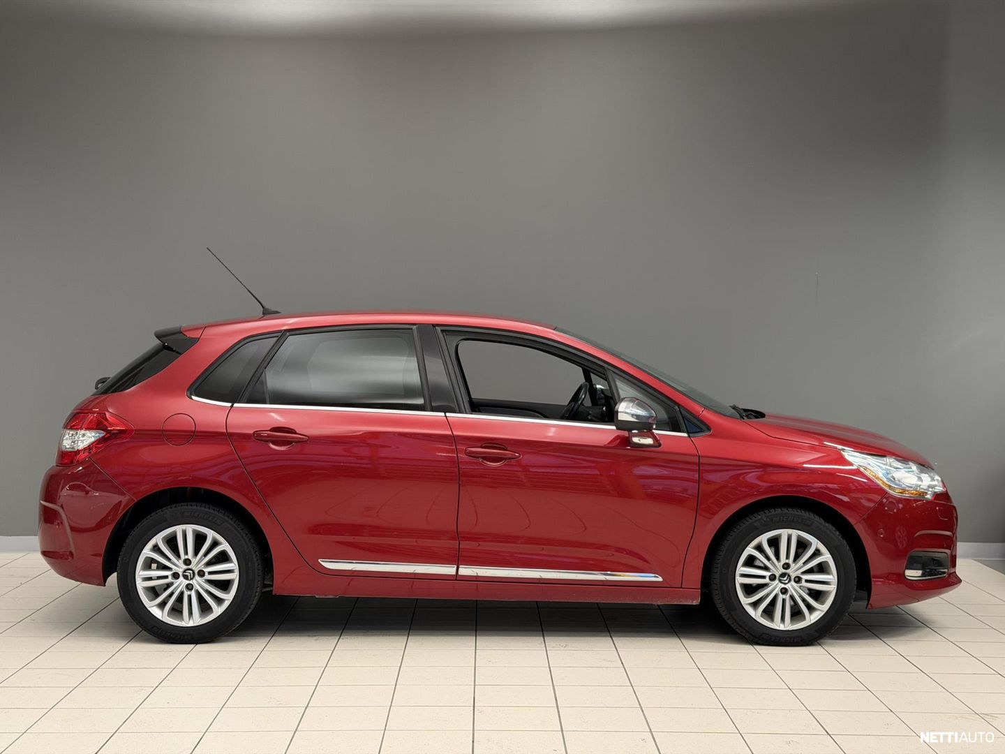Citroen C4 2014, photo 4/16