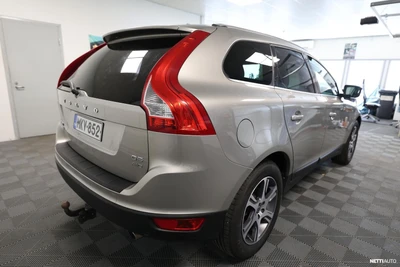 Volvo XC60 D5 AWD Summum aut 2012, kuva 3/9