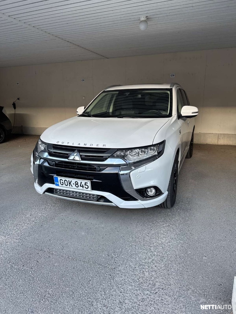 Mitsubishi Outlander PHEV
