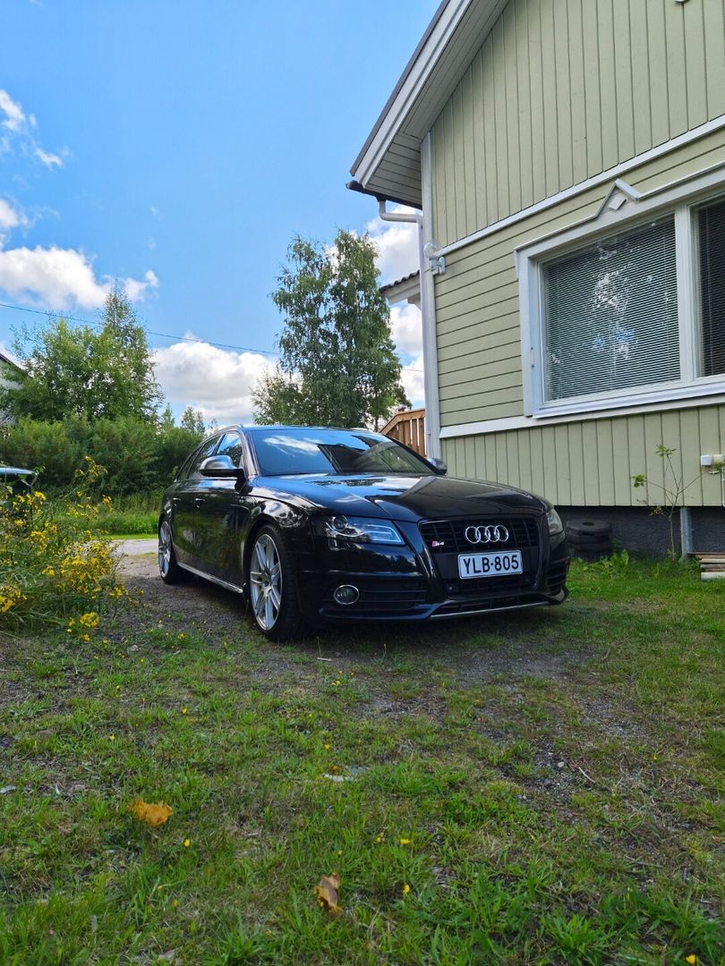 Audi S4