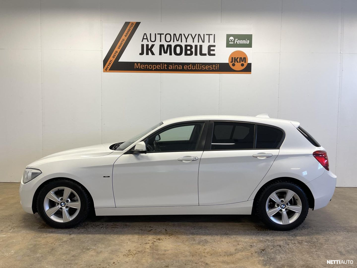 BMW 118