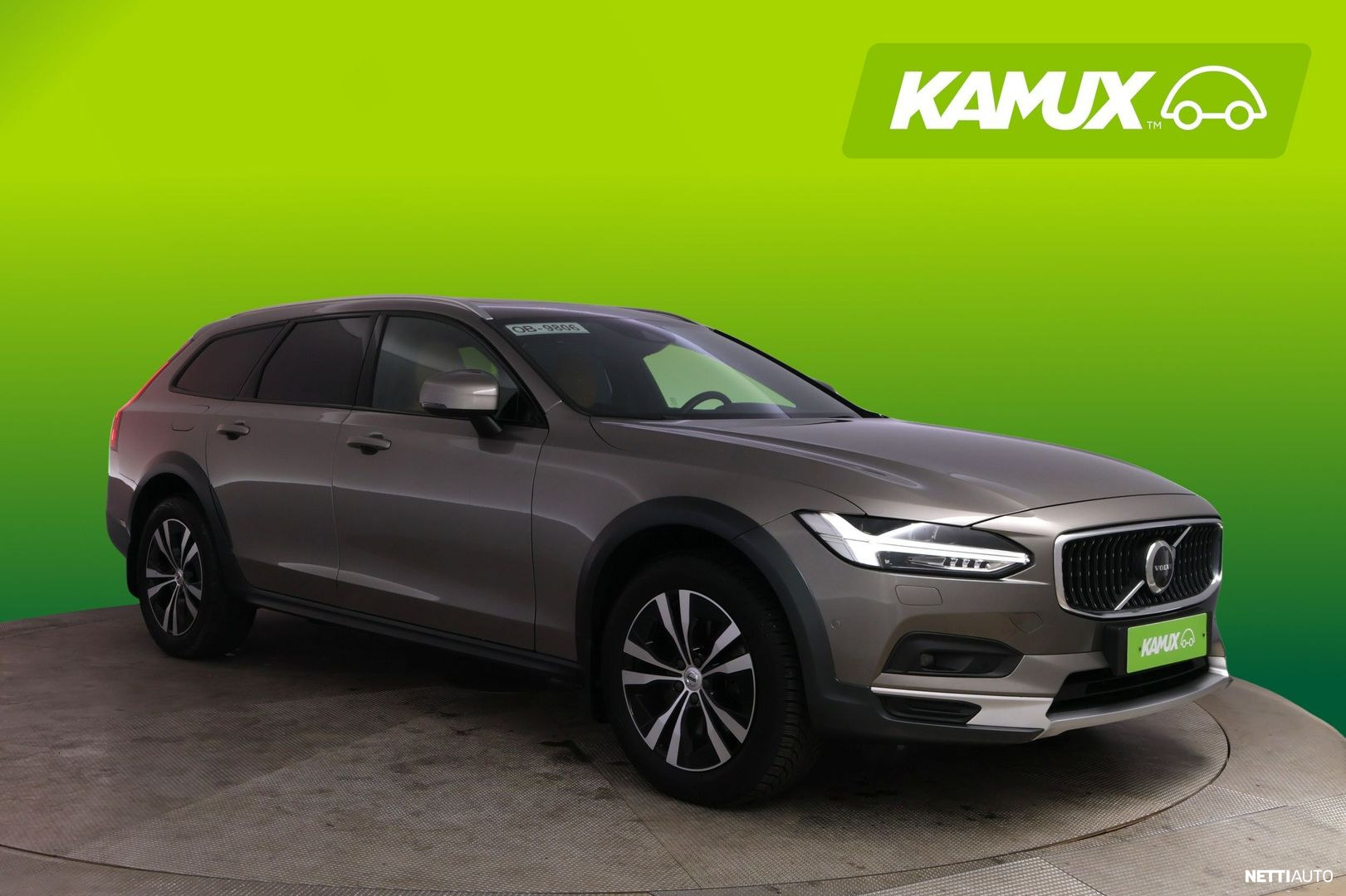 Volvo V90 Cross Country
