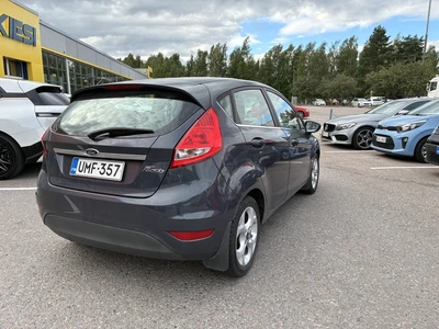 Ford Fiesta 2011, photo 4/6
