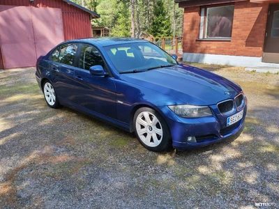 BMW 318 2009, photo 5/6
