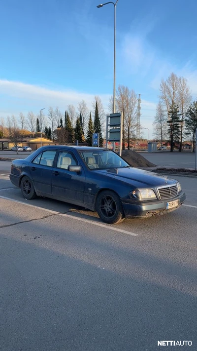 Mercedes-Benz 180 1994, kuva 4/5