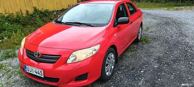Toyota Corolla 2010, photo 2/6