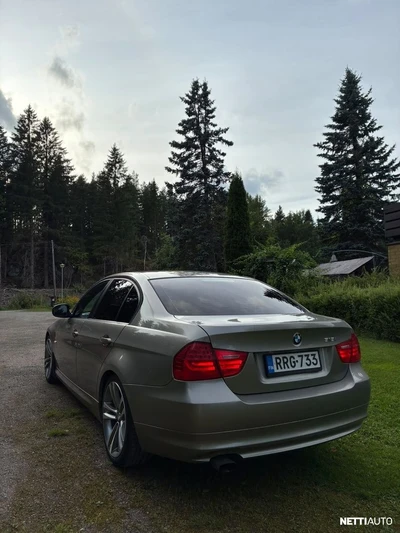 BMW 318 2010, photo 5/8