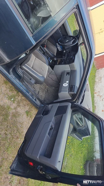 Volvo 850 1994, photo 8/8