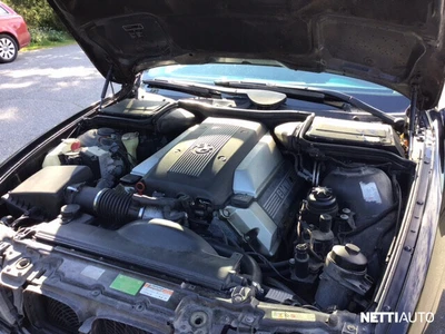 BMW 540 iA 4,4 V8 4d 1996, photo 2/9