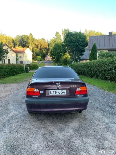 Toyota Avensis 2000, photo 3/16