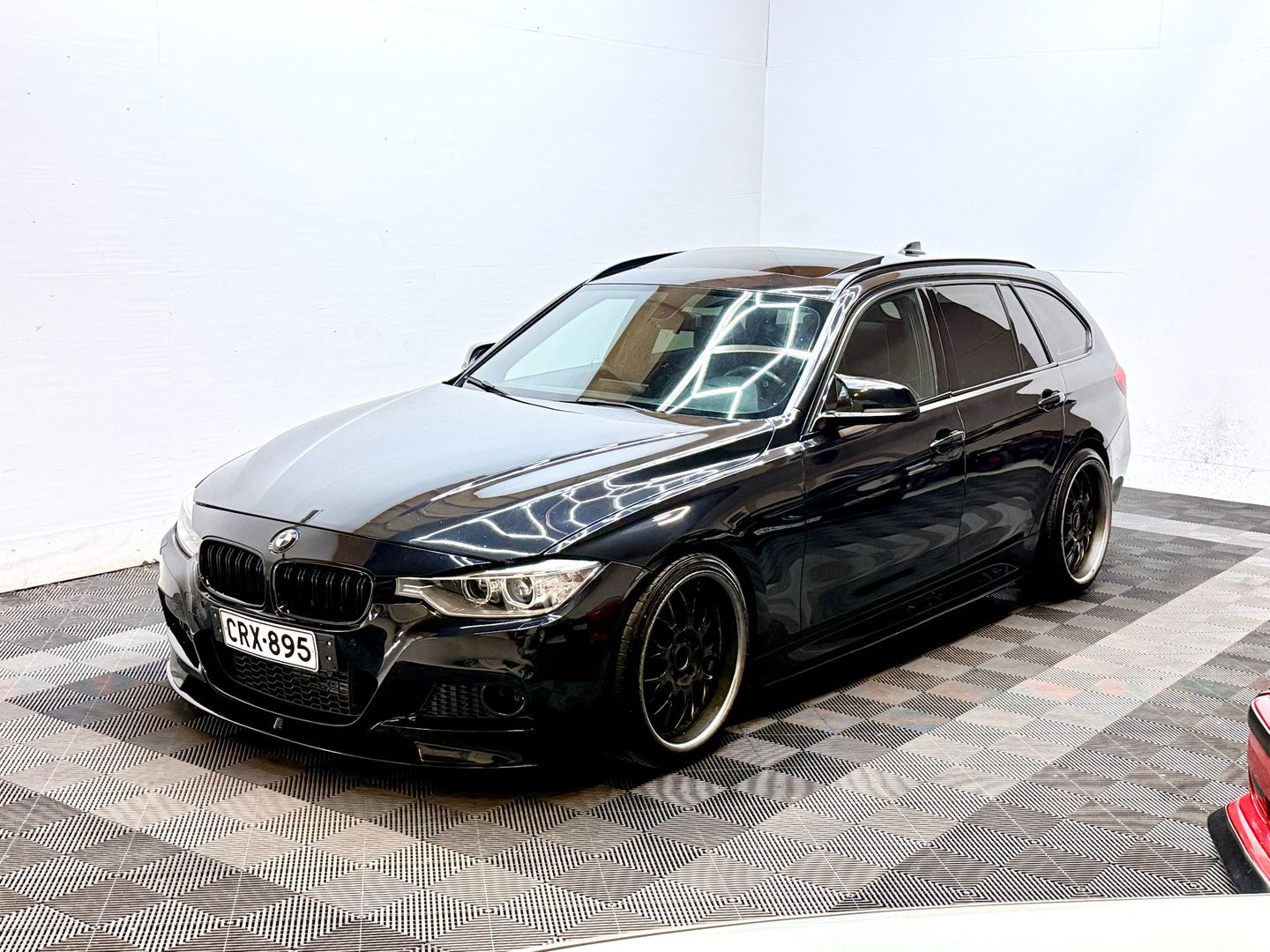 BMW 330