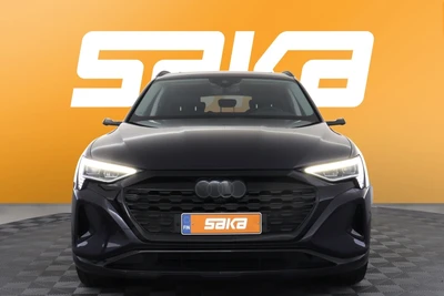 Audi Q8 e-tron 55 e-tron quattro 2024, photo 2/31