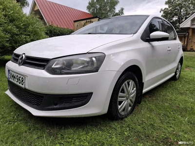 Volkswagen Polo 2012, photo 1/10