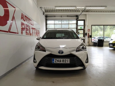 Toyota Yaris 1,5 Hybrid Y20 Edition 2020, kuva 2/10