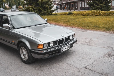 BMW 750 1989, photo 5/33