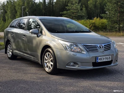 Toyota Avensis 2010, kuva 6/10