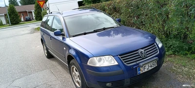 Volkswagen Passat 2003, photo 1/10