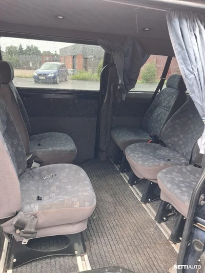 Toyota Hiace Bussi 2007, photo 4/13