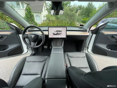 Tesla Model Y Long Range AWD 2023, kuva 7/10