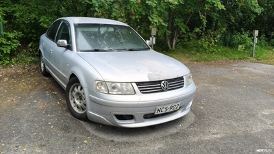 Volkswagen Passat 1,8 20V 4MOTION 1999, photo 2/2