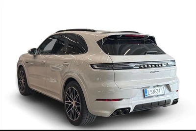 Porsche Cayenne 2024, kuva 2/29