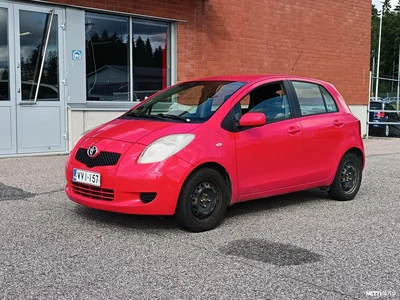 Toyota Yaris 2006, photo 2/8