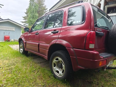 Suzuki Grand Vitara 2002, kuva 4/9
