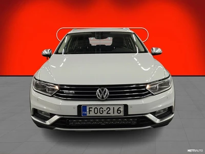 Volkswagen Passat 2016, photo 3/10