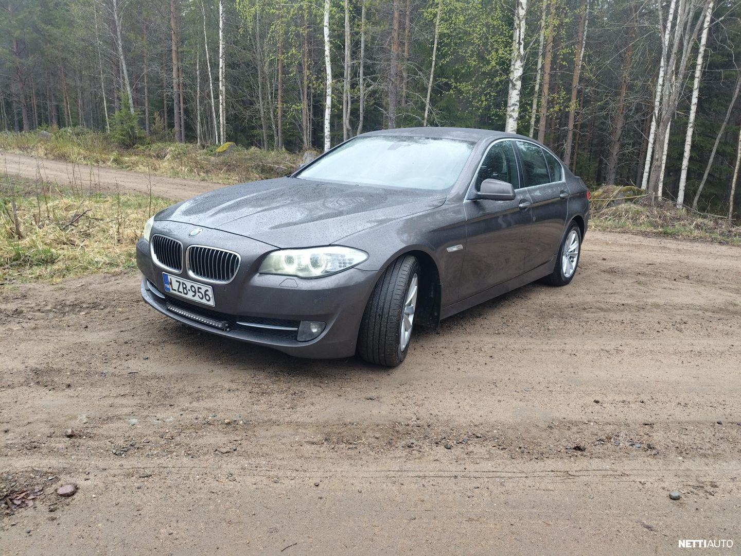 BMW 525