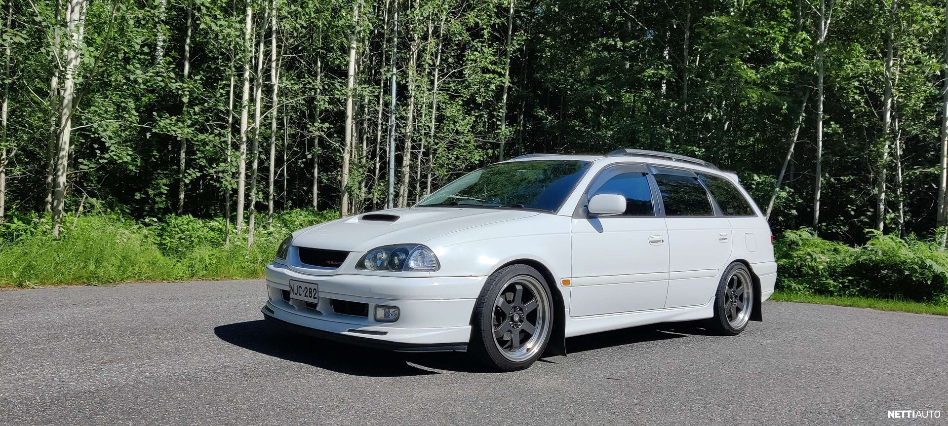 Toyota Caldina
