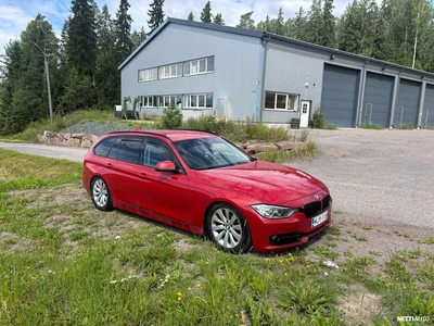 BMW 320 2015, photo 4/24