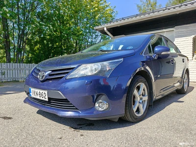 Toyota Avensis 2012, photo 2/21