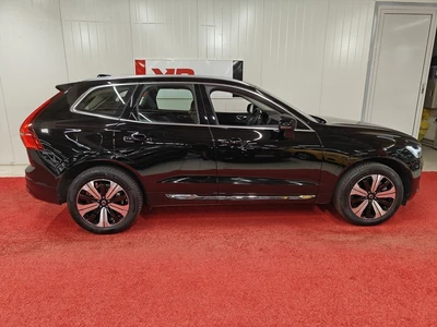 Volvo XC60 2023, photo 2/35
