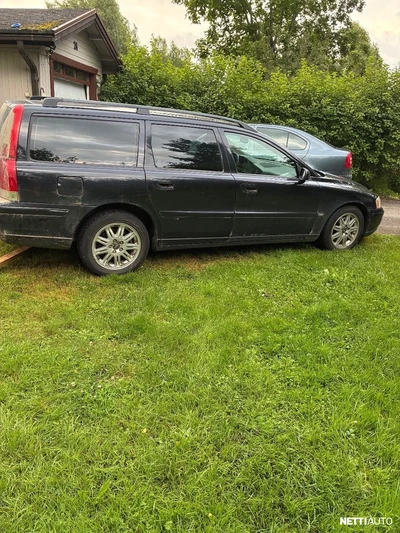 Volvo V70 2005, kuva 3/8