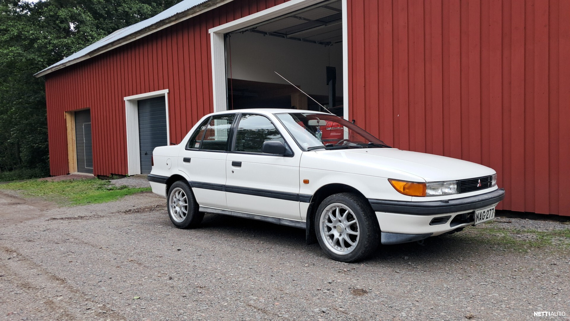 Mitsubishi Lancer