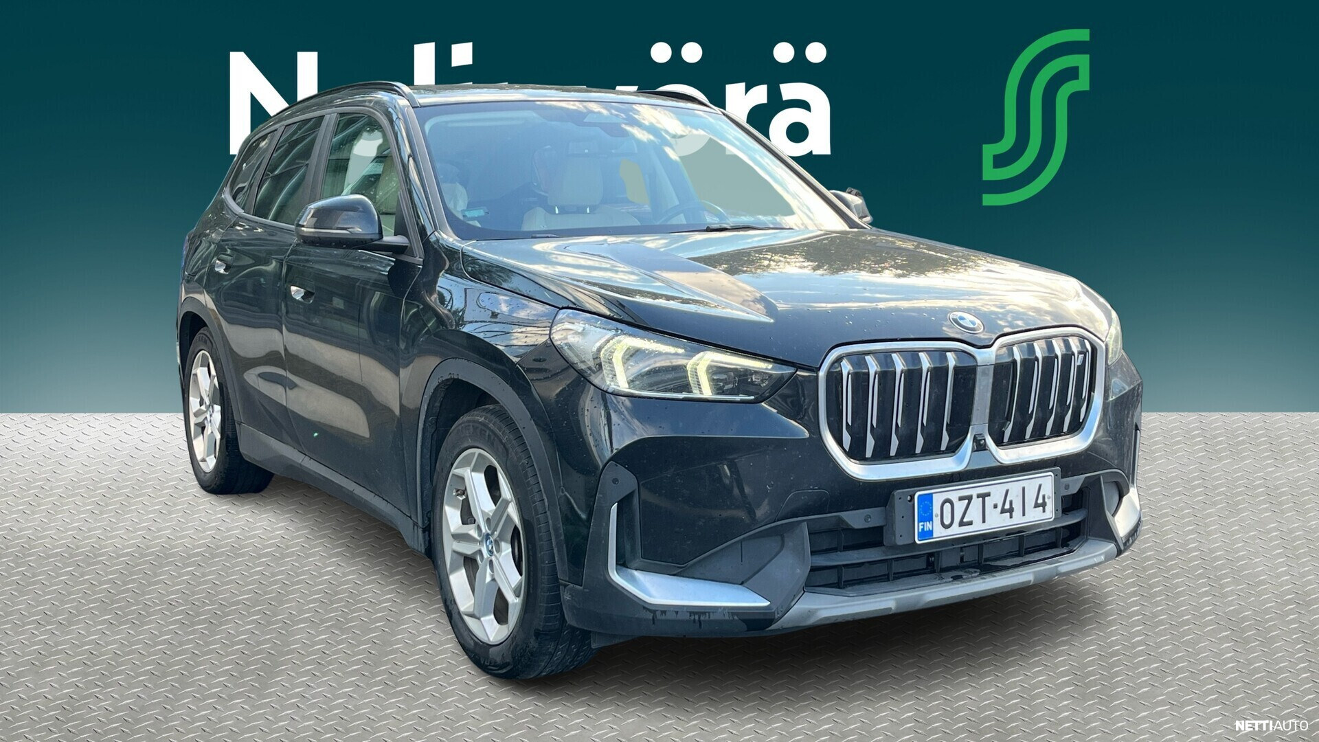 BMW iX1