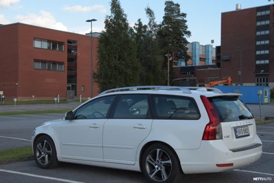 Volvo V50 1,6D DRIVe S/S Classic 2012, kuva 7/16
