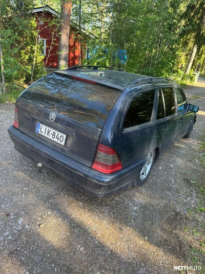 Mercedes-Benz 220 1997, kuva 4/6
