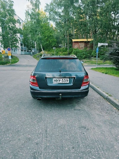 Mercedes-Benz C 220 CDI 2008, kuva 4/5