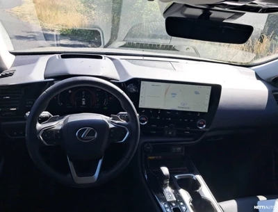 Lexus NX 450h+ AWD Executive 2025, kuva 3/3