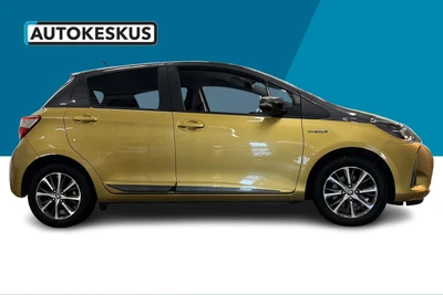 Toyota Yaris 1,5 Hybrid Y20 Gold Edition 2019, photo 5/26