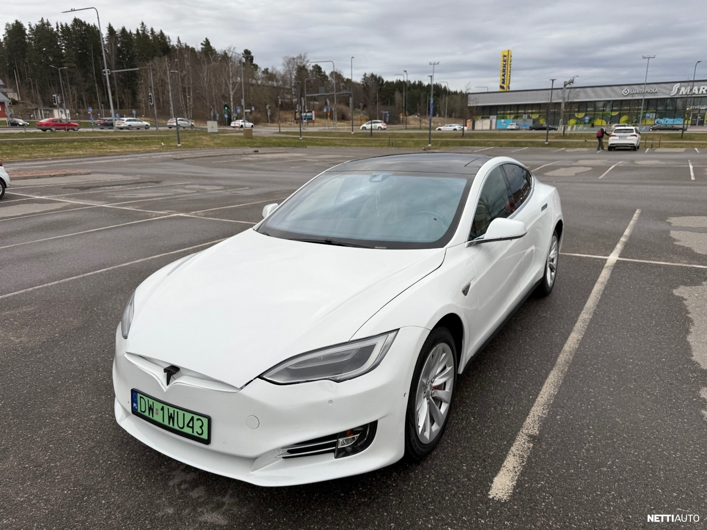 Tesla Model S