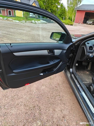 Mercedes-Benz C 2012, photo 6/23