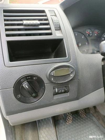 Volkswagen Transporter 2005, photo 7/14