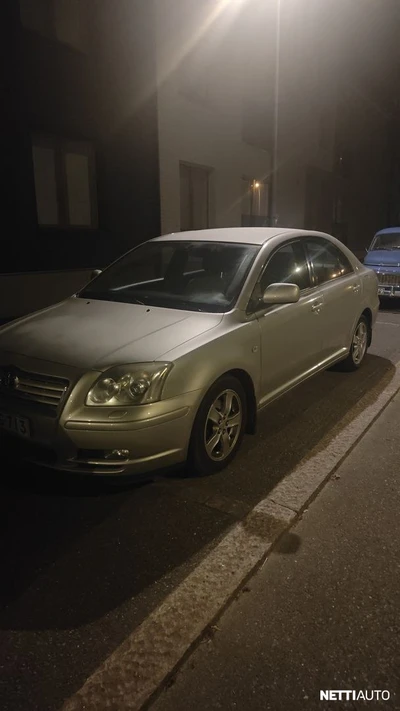 Toyota Avensis 2005, kuva 1/18