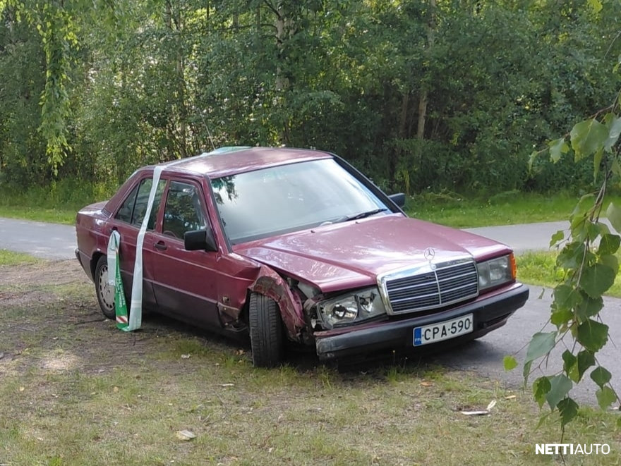 Mercedes-Benz 190 1991, kuva 3/4