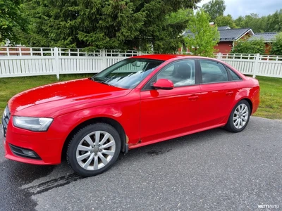 Audi A4 Sedan Business 2,0 TDI 130 kW 2013, photo 5/6